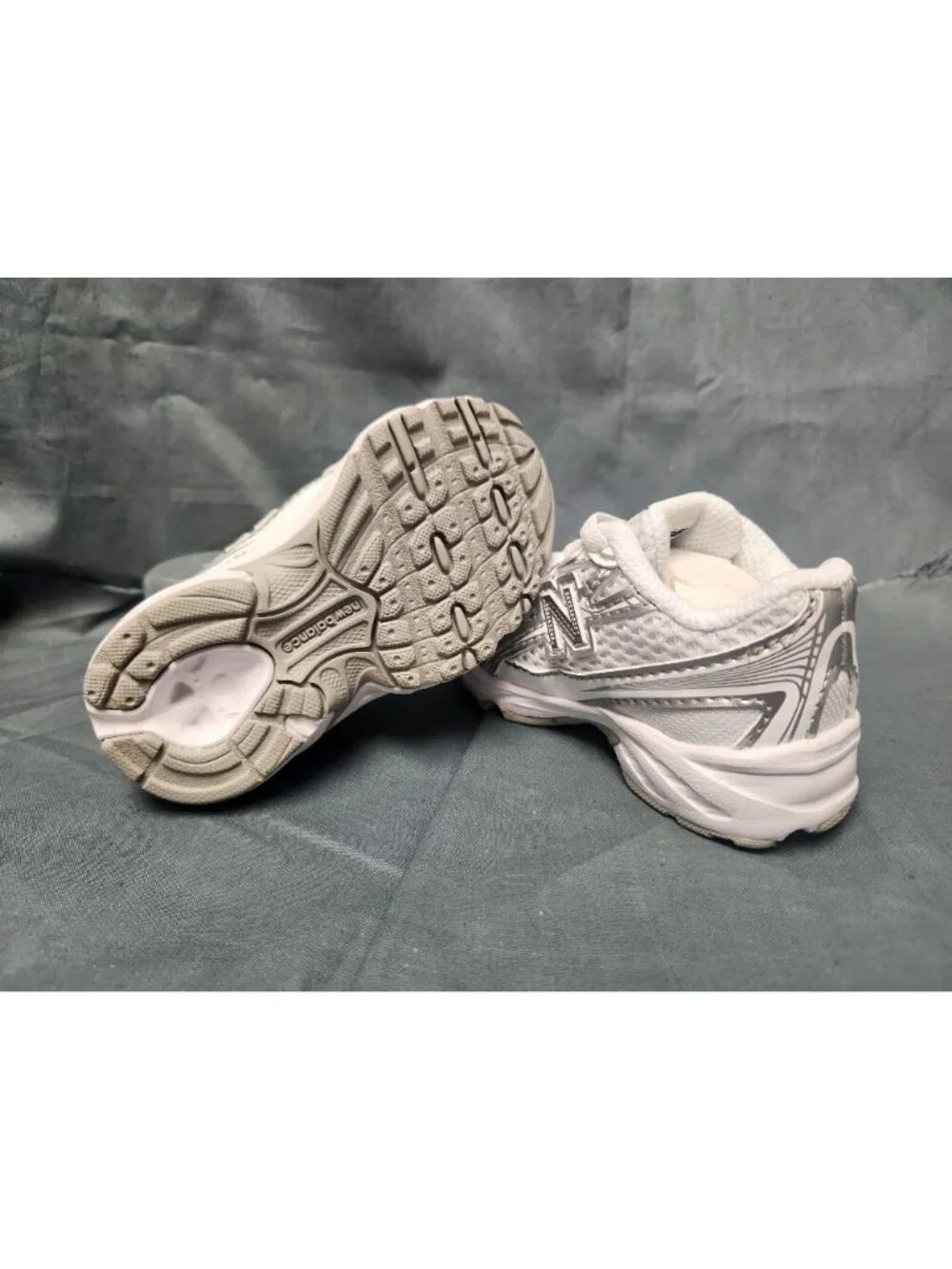 New Balance Toddlers 740 Bungee Lace Sneakers IZ740WM White Size 9 NEW NO BOX!